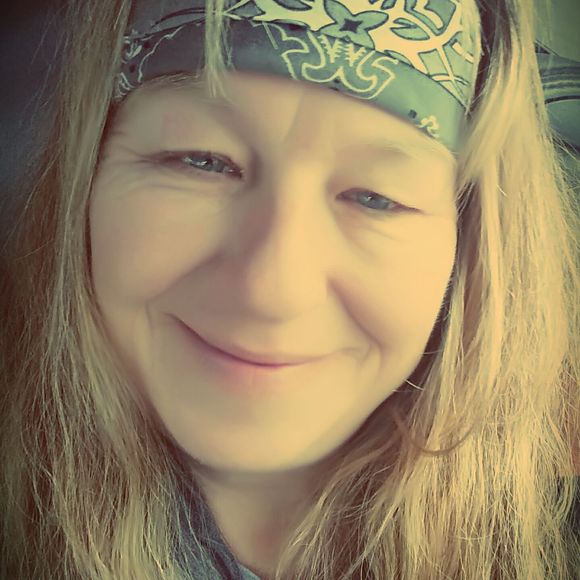 Meet your Posher, Brenda - Picture 1 of 1